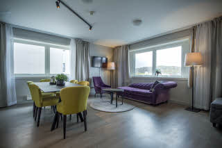 Foto: No Master suite with view. Main dining table and sofa group